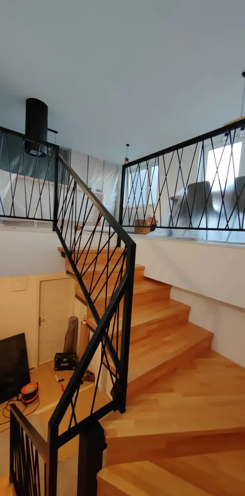 .trashed 1683229153 img 20230404